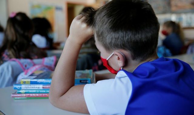 French children resume school after summer break in Saint-Leu-d'Esserent