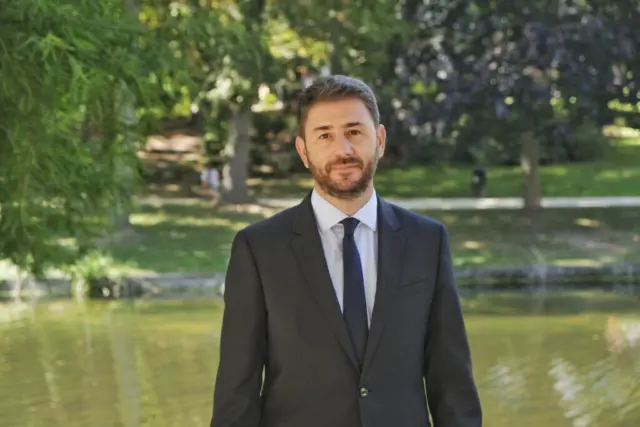 nikos androulakis