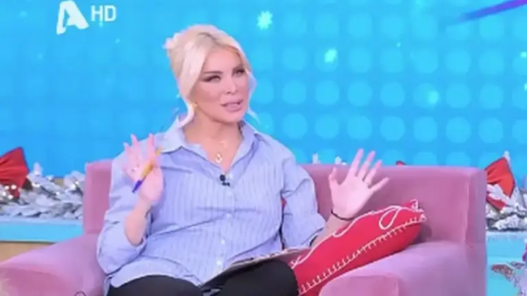Κατερίνα Καινούργιου: «Μου λέει ο γιατρός όλο να μαζευτώ»