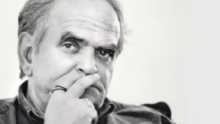 Ο Λευτέρης Παπαδόπουλος γίνεται 90 χρονών – Από τη φτωχογειτονιά της Αθήνας στο πάνθεον της μουσικής