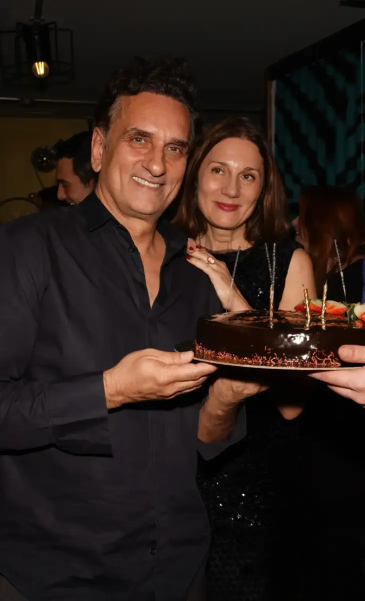 Νίκος Ψαρράς, Έλενα Καρακούλη