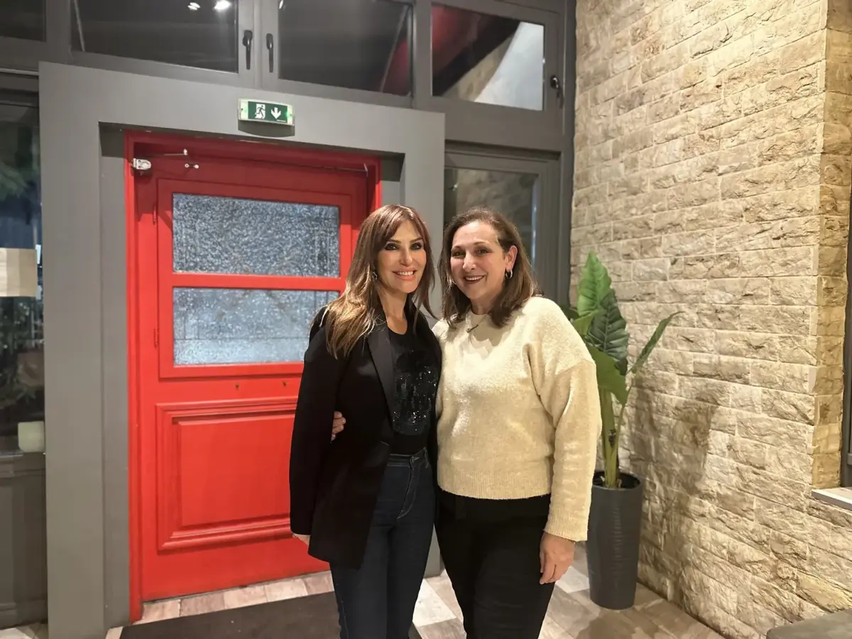 Βίκυ Χατζηβασιλείου, Αναστασία Ζαγκοπούλου