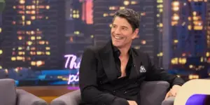 sakis-rouvas-oles-oi-leptomereies-tis-taxidiotikis-ekpobis-stin-ert