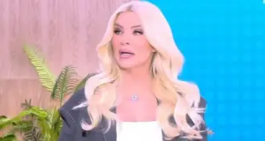 Η πεθερά της Καινούργιου είναι γιατρός – Φρουρός στο πλευρό της παρουσιάστριας kainourgiou (1)