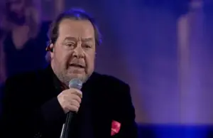 Ο Γιάννης Πάριος έχει γενέθλια! Η ανεπανάληπτη πορεία του, η ωραία ζωή του και το καταφύγιο! parios