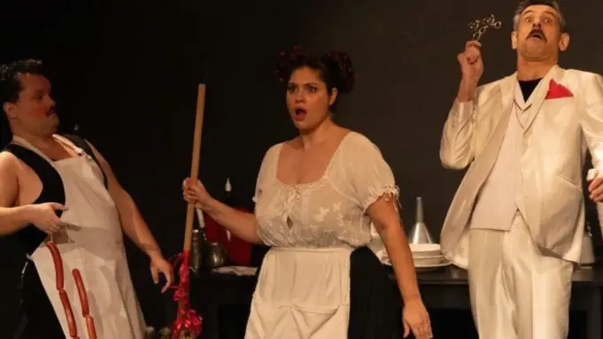 Taxidi gyro apo ti xitra mou