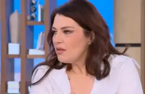 Ζαρίφη για Eurovision: «Δεν ξέρω αν κάνει να το πω, αλλά θα το πω, έτυχε να είμαι μπροστά» zarifi