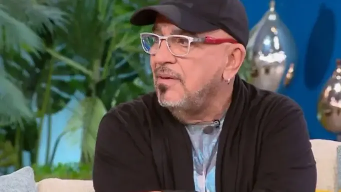 Γιάννης Ζουγανέλης: «Μου ζήτησαν να αλλάξω το επίθετό μου, το αρνήθηκα γιατί ήταν του πατέρα μου» zouganelis (1)