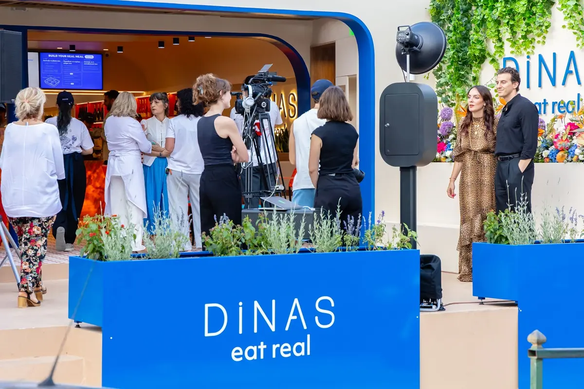 DINA'S EAT REAL (8)