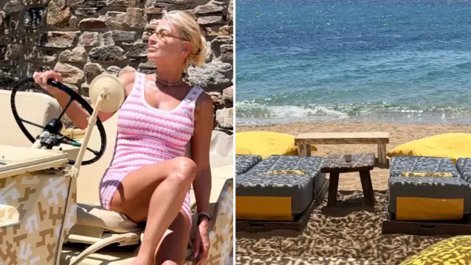 Την κάλεσαν στην Πάρο και πήγε στην… Αντίπαρο η Φαίη Σκορδά Φαίη Σκορδά Αλέξανδρος Αθανασιάδης Αντίπαρος διακοπές παραλία beach bar Κυκλάδες