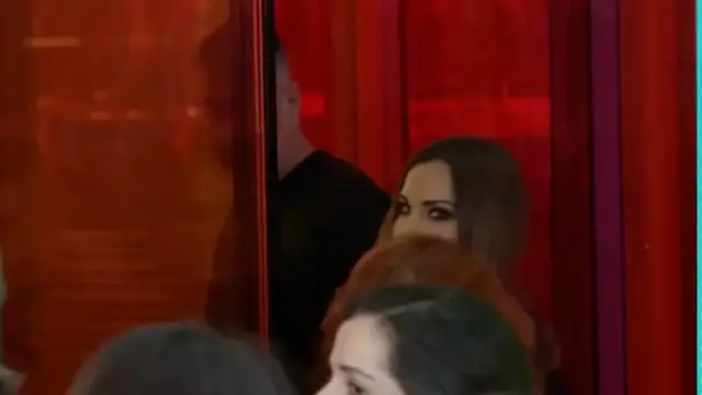 vandi Δέσποινα Βανδή κοντά μαλλιά Βασίλης Μπισμπίκης βραβεία Ίρις 2026 Στέγη Ιδρύματος Ωνάση