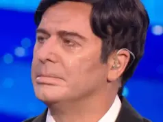 YFSF Τελικός: Ξέσπασε σε κλάματα ο Αλέξανδρος Μπουρδούμης Ο Αλέξανδρος Μπουρδούμης ενσάρκωσε τον Jacques Brel στον τελικό του YFSF και ξέσπασε σε κλάματα μετά την κριτική που δέχτηκε. Δείτε όσα έγιναν.