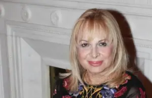 Νοσηλεύεται η Άννα Φόνσου anna