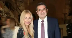 Βραδινή έξοδος για Τίνα Μεσσαροπούλου και Γιώργο Μυλωνάκη Τίνα Μεσσαροπούλου Γιώργος Μυλωνάκης Παντελής Μεσσαρόπουλος οικογενειακή έξοδος