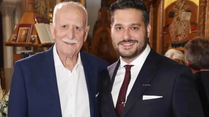 «Η απόλυτη ξεφτίλα» – Ξεσπά ο γιος του Γιώργου Παπαδάκη, Φοίβος για τους νέους παρουσιαστές του Καλημέρα Ελλάδα foivos