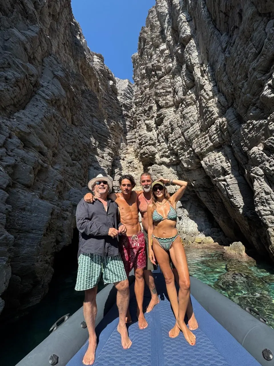 lakislazopoulos_official_1787411883_3969419816673127097_1357693595