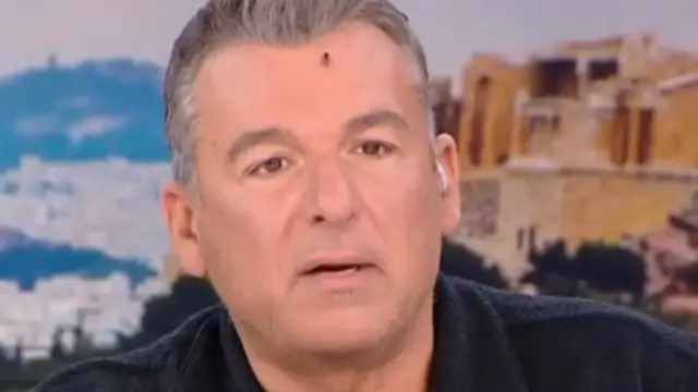 Γιώργος Λιάγκας: Η αιχμηρή τοποθέτηση για Κουτσελίνη και το στιγμιότυπο με τη μύγα που κατσικώθηκε στο πρόσωπό του Γιώργος Λιάγκας: Η αιχμηρή τοποθέτηση για Κουτσελίνη και το στιγμιότυπο με τη μύγα που κατσικώθηκε στο πρόσωπό του