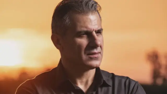 «Ο Αιρετικός» του Κώστα Καραθωμά: Το πρώτο συγγραφικό βήμα σε ένα καθηλωτικό κοινωνικό μυθιστόρημα