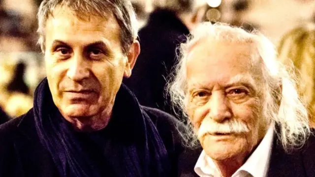 «Ο Παρτιζάνος» – Ο Γιώργος Νταλάρας τραγουδά για τον Μανώλη Γλέζο.