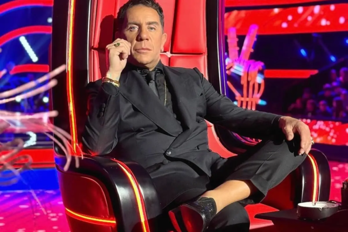 The Voice: «Περιμένω να είναι όλα ένα ψέμα και να έρθει να πει το κλασικό Hellooo» voice (2)
